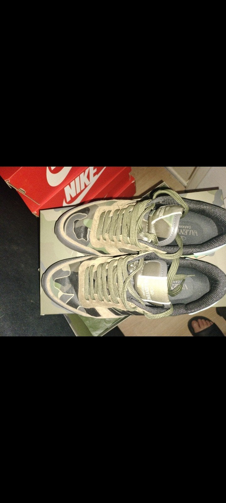 Valentino Garavani Camouflage Sneakers - Maat 43, Overige kleuren, Valentino Garavani, Ophalen of Verzenden, Sneakers of Gympen