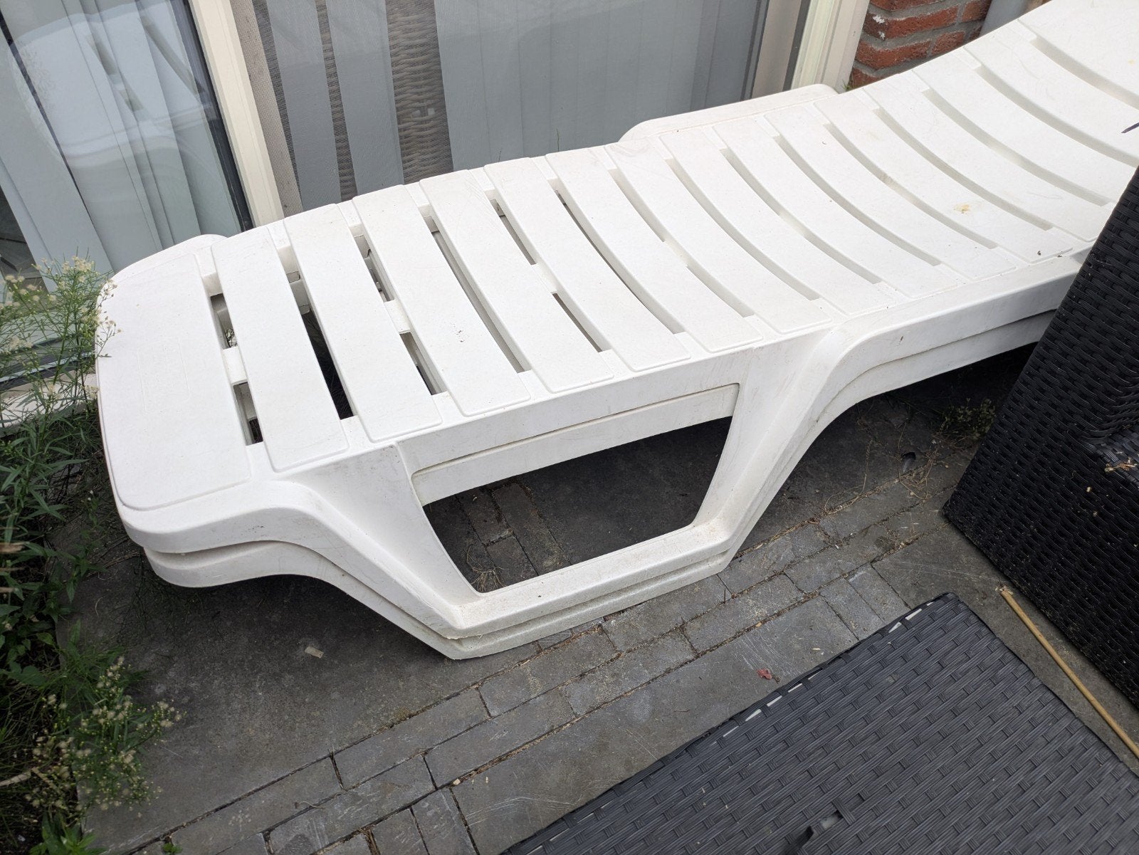 Ligbedden 2 stuks, Tuin en Terras, Ophalen, Nieuw, Kunststof