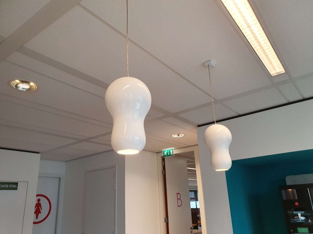 Dark Tsjoepy design lampen, wit, 4 beschikbaar (np 600 ps!), INFO@DARK.BE, DARK AT NIGHT NV, Ophalen of Verzenden, Zo goed als nieuw