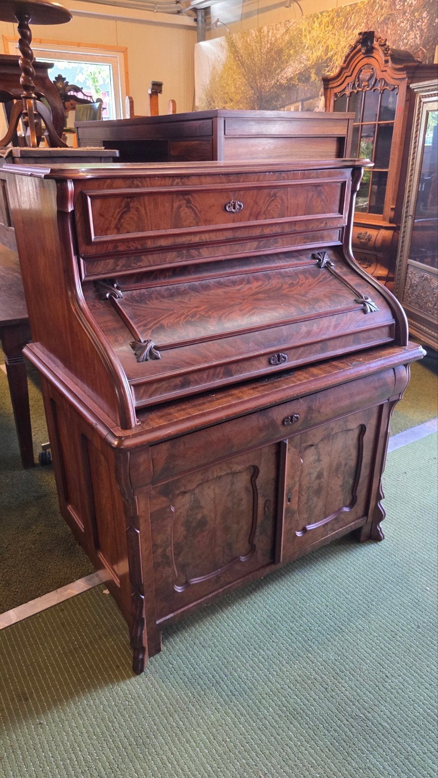 Duits mahonie bureau, Ophalen