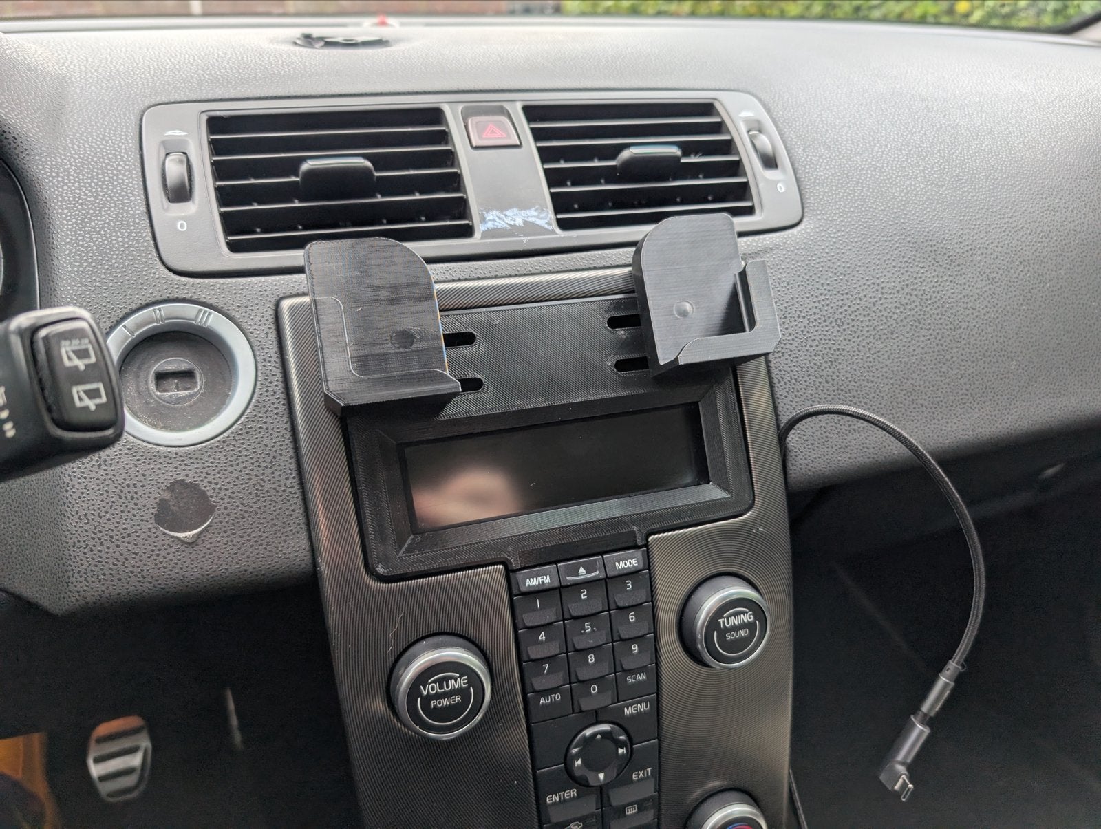 Volvo P1 Telefoonhouder - CD speler/schermrand vervanging, Ophalen of Verzenden, Zo goed als nieuw, Auto