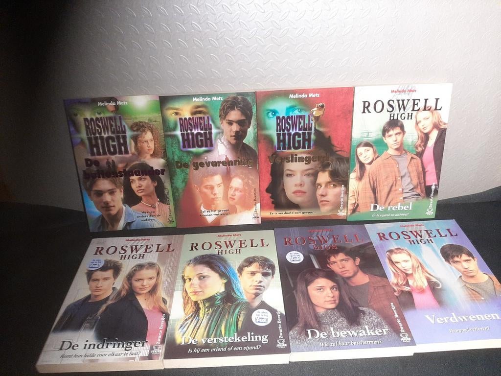 Roswell High boekenreeks - Melinda Metz (8 delen), Ophalen of Verzenden, Gelezen
