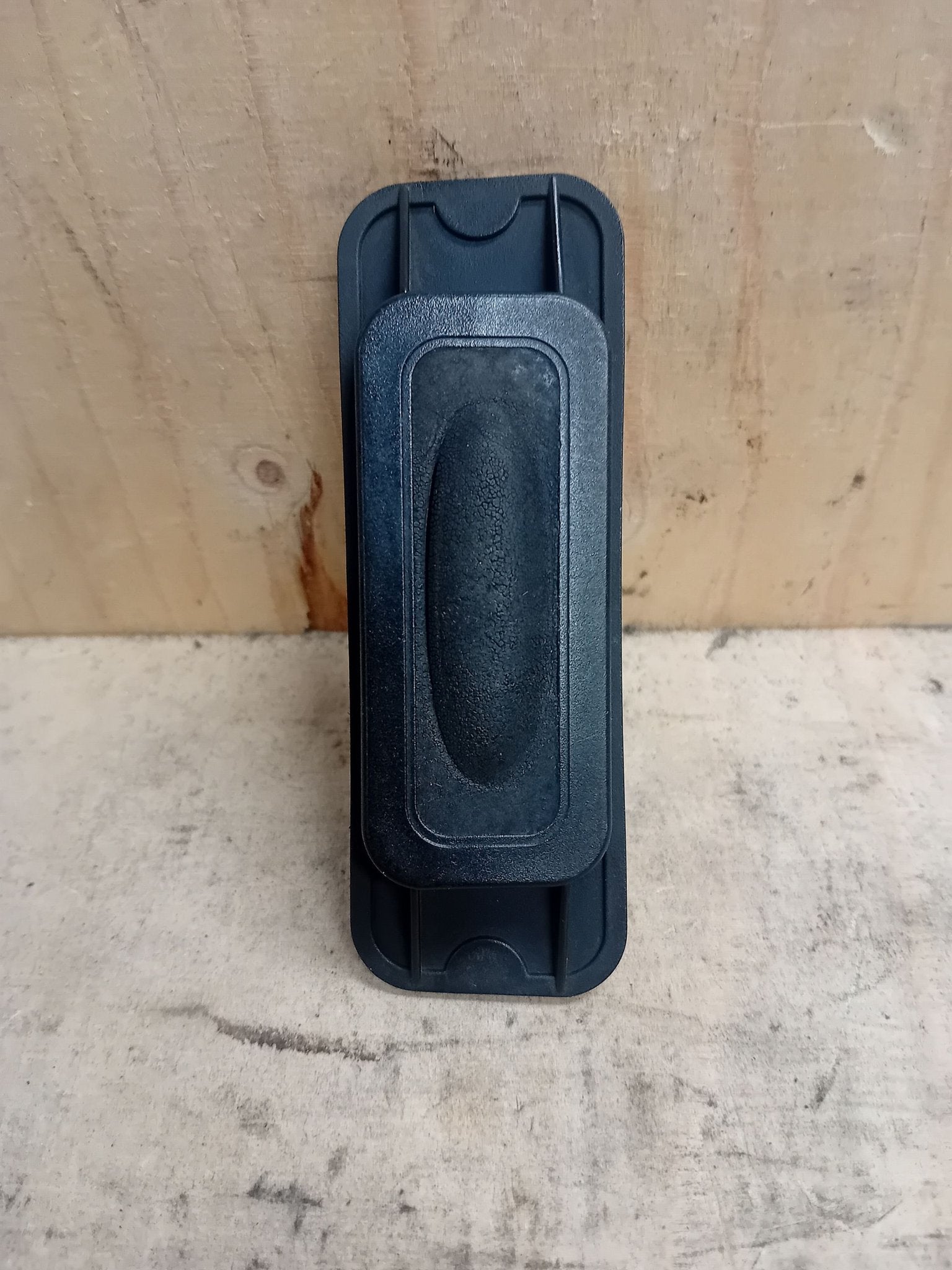 Ontgrendelings knop achterklep Renault Twingo II, Auto-onderdelen, Gebruikt, -, Renault, Ophalen of Verzenden