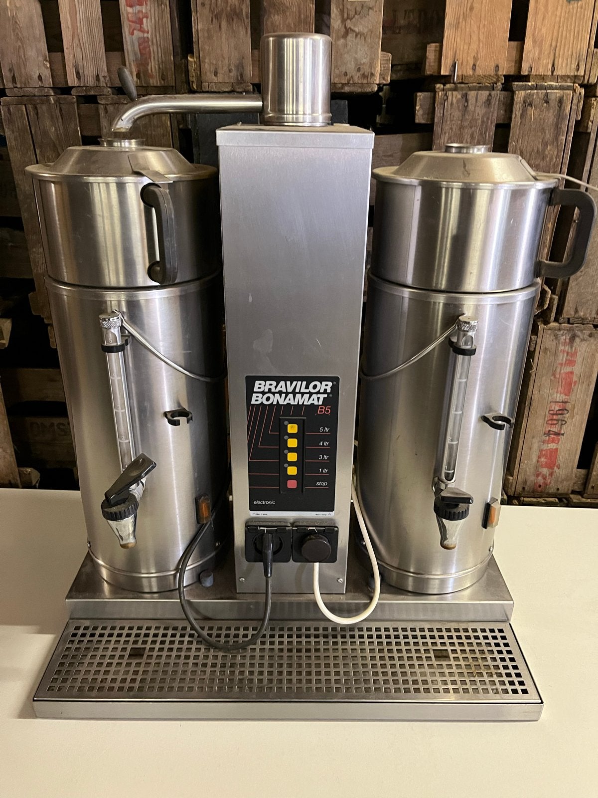 Nette Bravilor Bonamat B5 koffiezetapparaat 2x5 liter, Ophalen, Gebruikt, 10 kopjes of meer, Koffiemachine