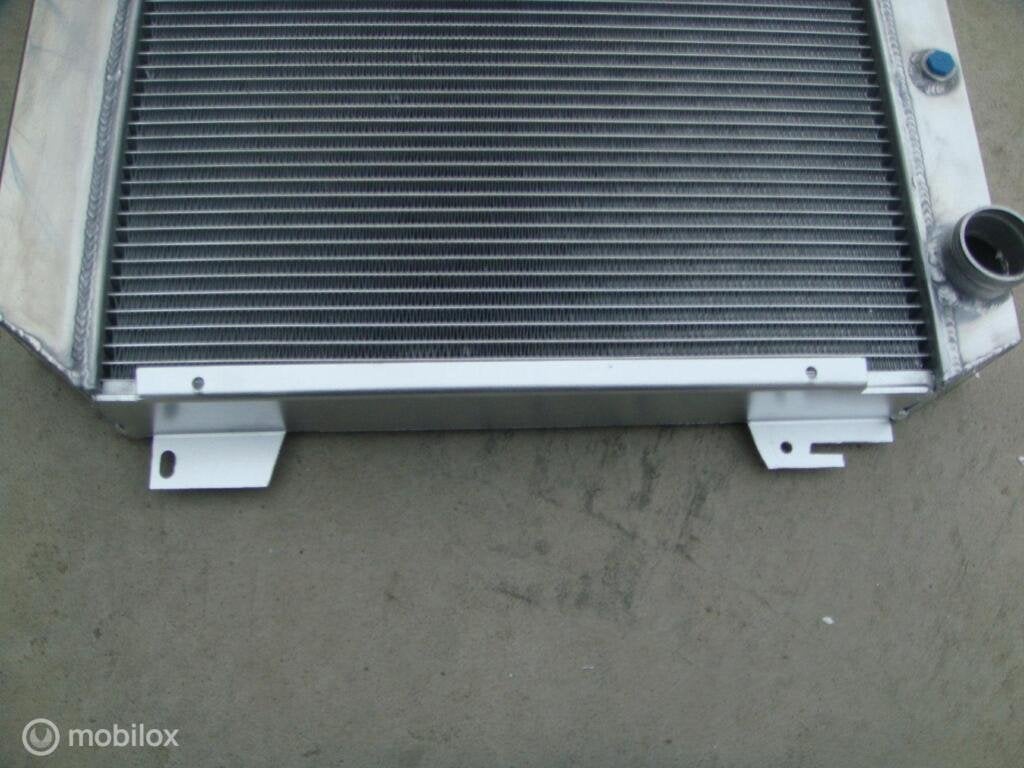 Radiateur & fan 68-74 Dodge Charger /Challenger /Plymouth GT, Nieuw, Ophalen of Verzenden