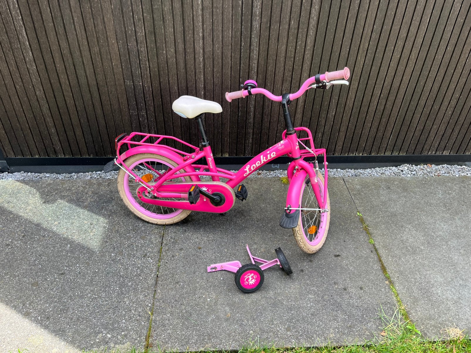 Loekie kinderfiets, Fietsen en Brommers, Fietsen | Kinderfietsjes, Ophalen, Zo goed als nieuw, 16 tot 20 inch