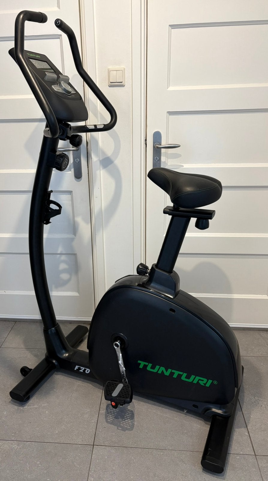 Tunturi F20 hometrainer LAGE INSTAP revalidatie tot 135kg, Sport en Fitness, Fitnessapparatuur, Ophalen, Zo goed als nieuw, Metaal