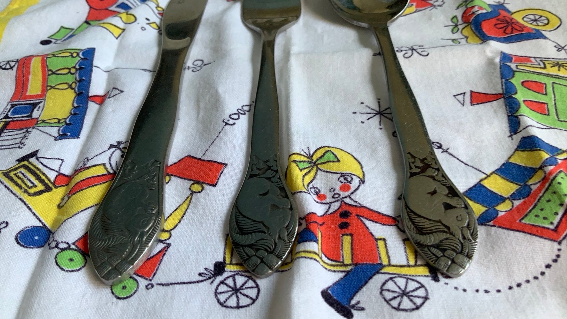 Vintage Gero Zilmeta kinderbestekje 3-delig/eekhoormotief, Ophalen of Verzenden