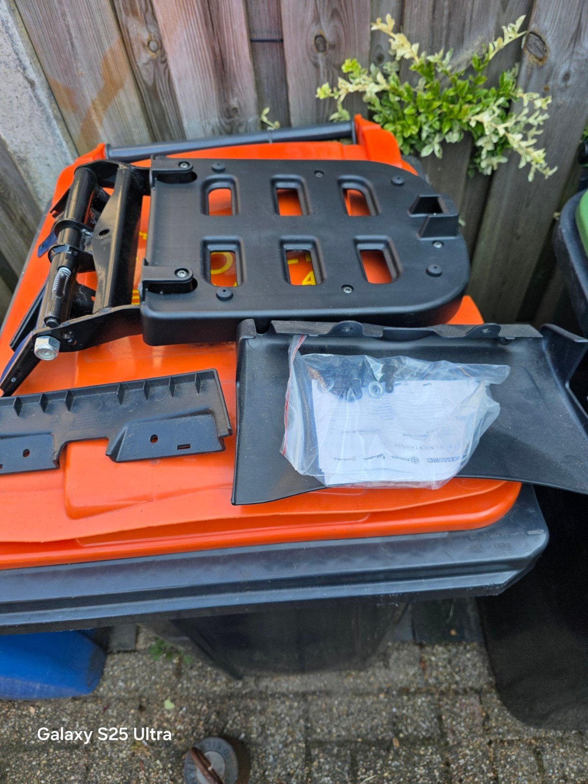 Originele Top Case houder voor Scooter Piaggio , Ophalen, Nieuw, Elektrisch, Overige modellen