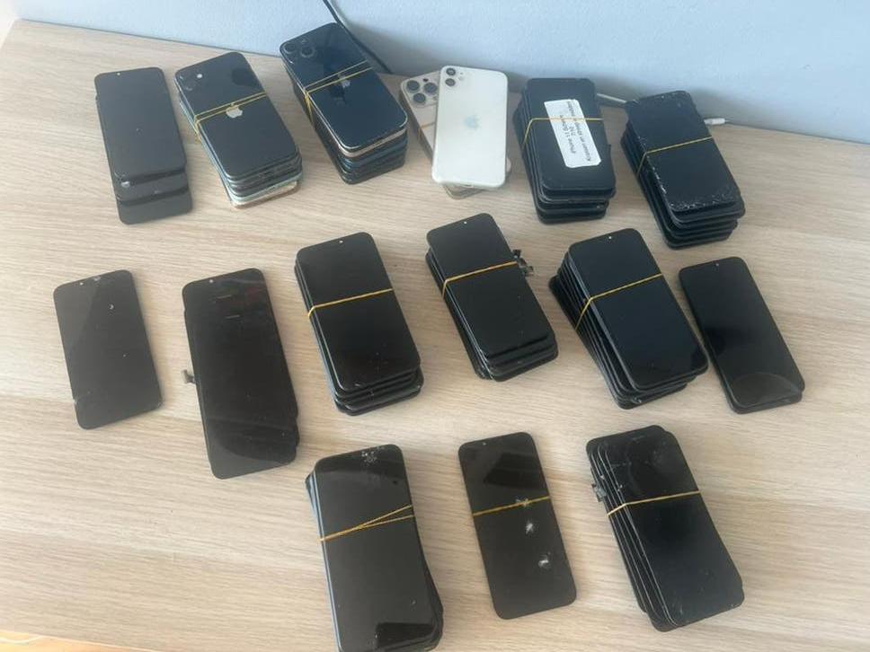 Partij Beschadigde iPhone Schermen & Behuizingen, Telecommunicatie, Ophalen of Verzenden, Gebruikt, Overige typen