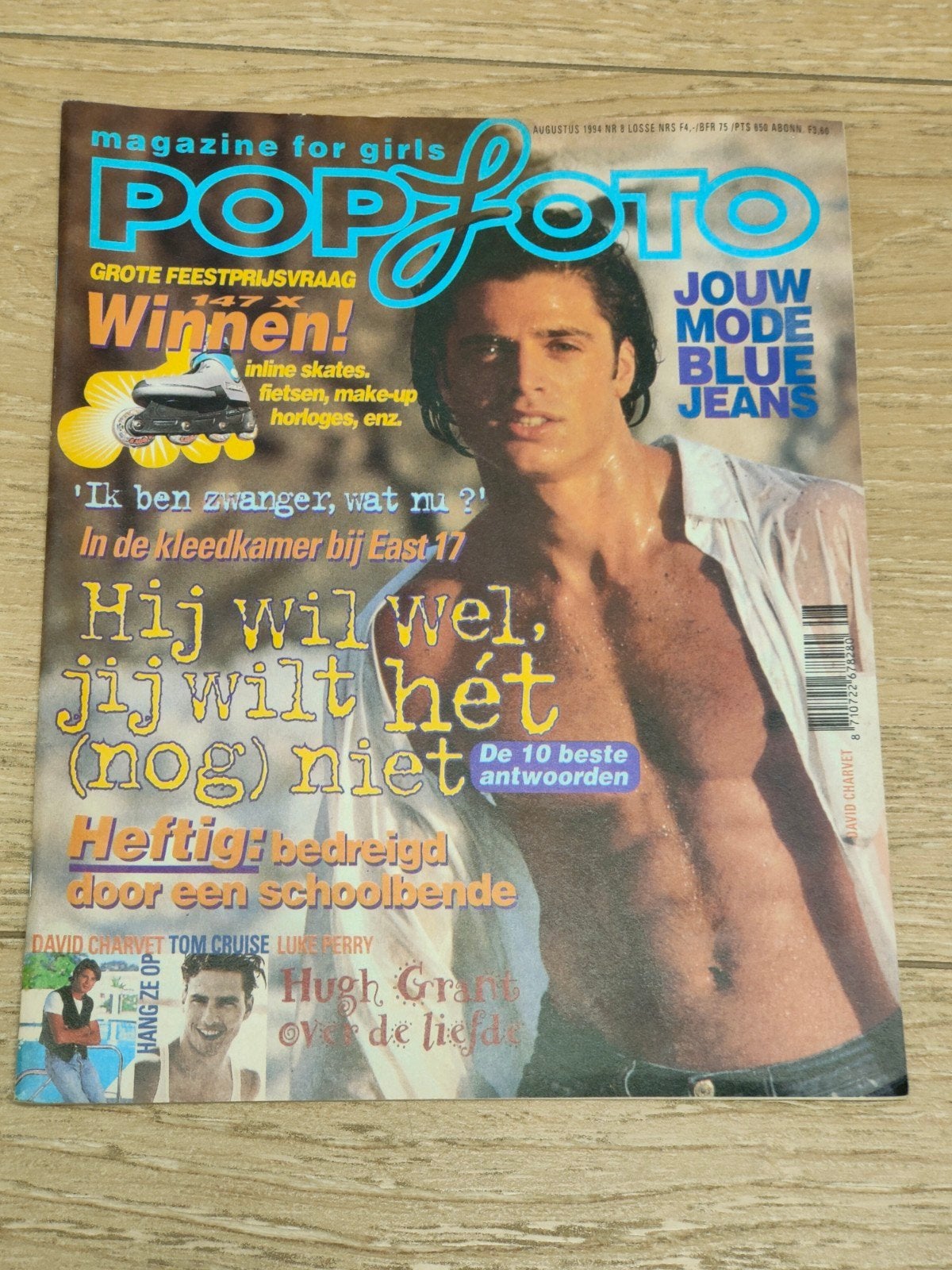 Popfoto augustus 1994. Super Poster Tom Cruise, Ophalen of Verzenden, 1980 tot heden, Nederland, Tijdschrift