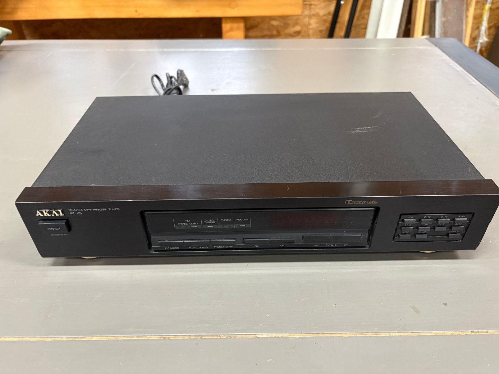 Akai AT-26L AM / FM Tuner, Ophalen of Verzenden, Gebruikt, Analoog