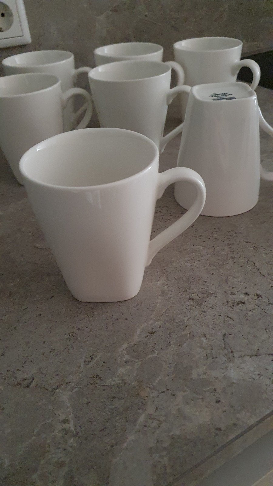 9 koffie /thee mokken  new Bone china, Overige merken, Zo goed als nieuw, Overige stijlen, Porselein