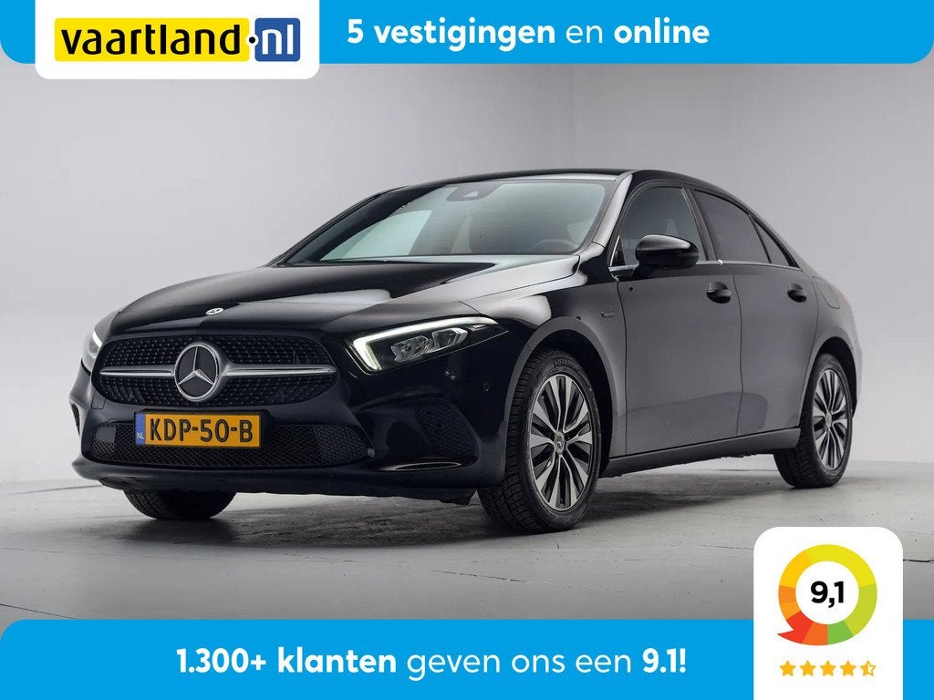 Mercedes-Benz A-Klasse Limousine 250 e Luxury Aut.[ Navi Cam, Auto's, Mercedes-Benz, Automaat, Gebruikt, 4 cilinders, 160 pk