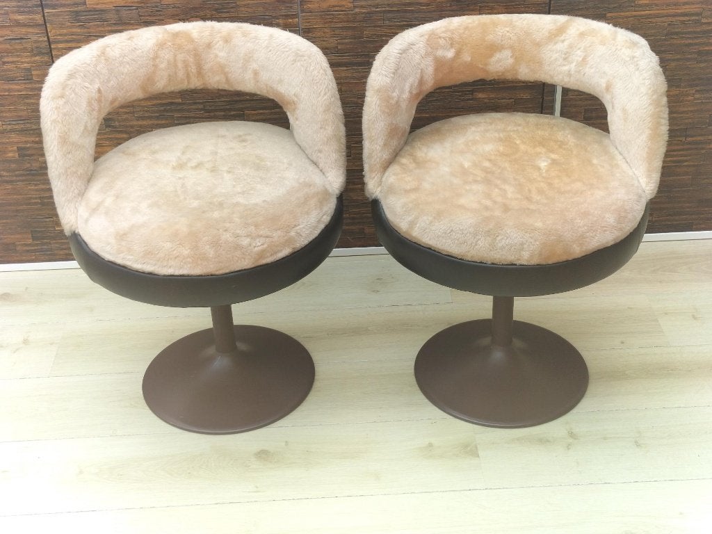 Prachtige vintage set kaptafelstoeltjes rond bont bruin leer, Huis en Inrichting, Stoelen, Ophalen, Twee, Bruin, Leer