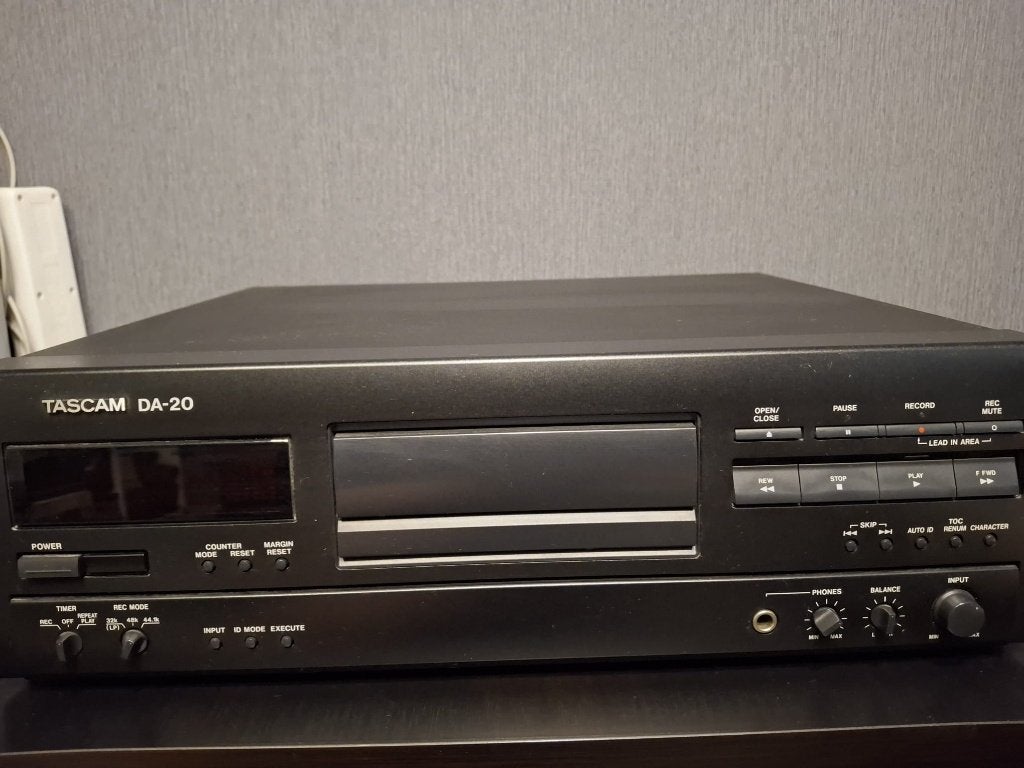 DAT recorder Tascam DA-20, Ophalen of Verzenden, Gebruikt, Audio