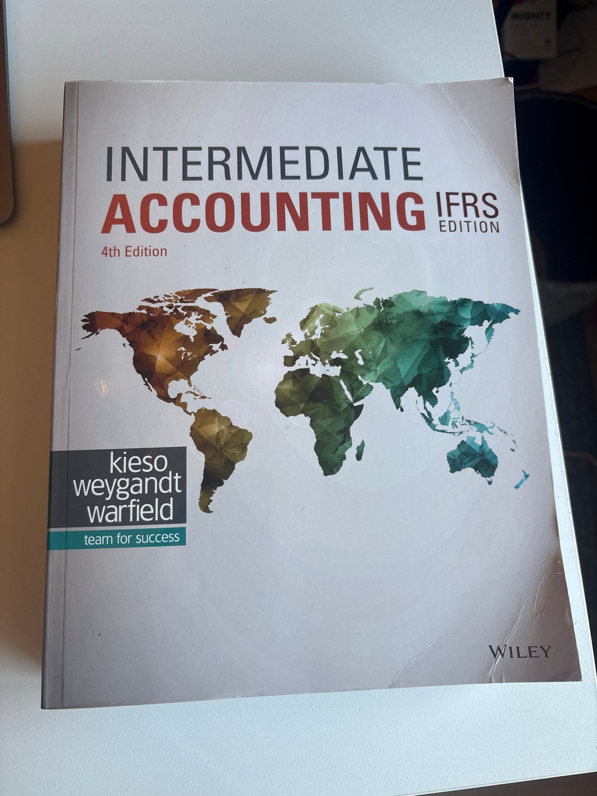 Intermediate Accounting IFRS Edition 4th Edition, Boeken, Studieboeken en Cursussen, Ophalen of Verzenden, Gamma, Zo goed als nieuw
