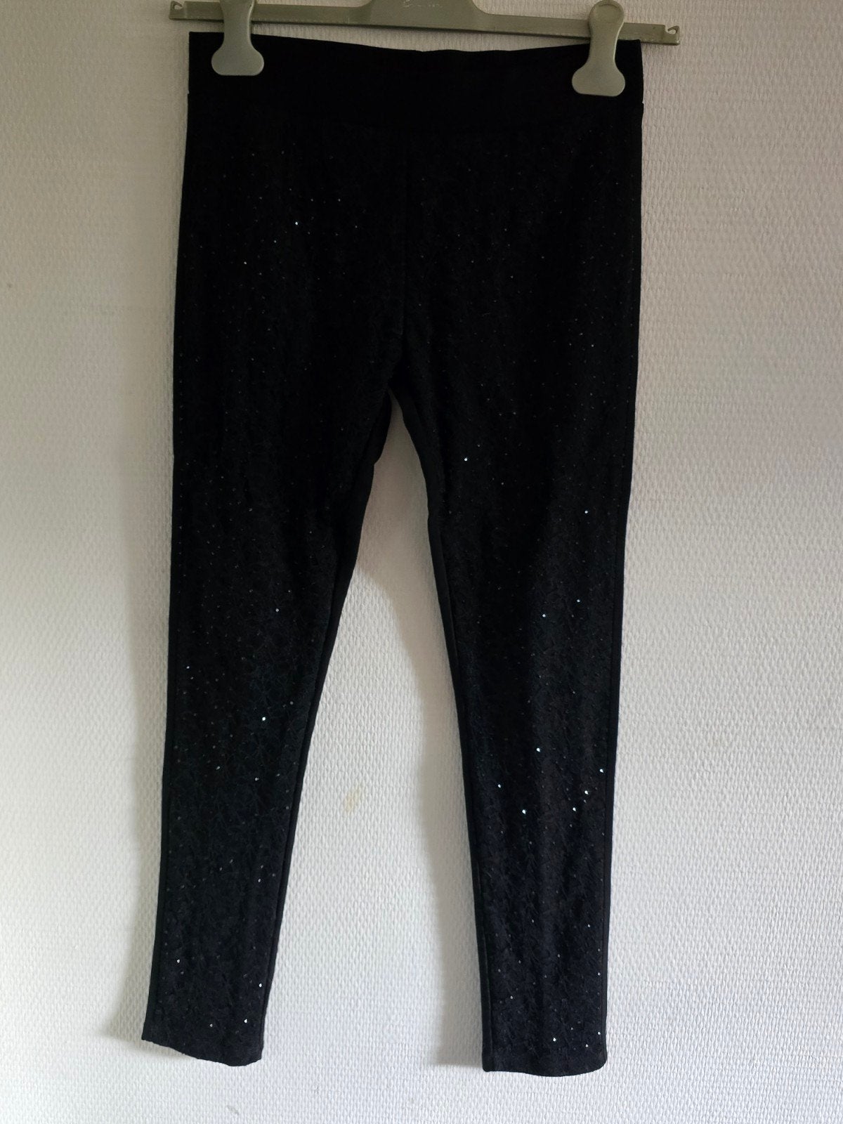 Europa Sportlife Zwarte Legging met Glitters - Maat M, Legging, Zwart, Maat 40/42 (M), Ophalen of Verzenden
