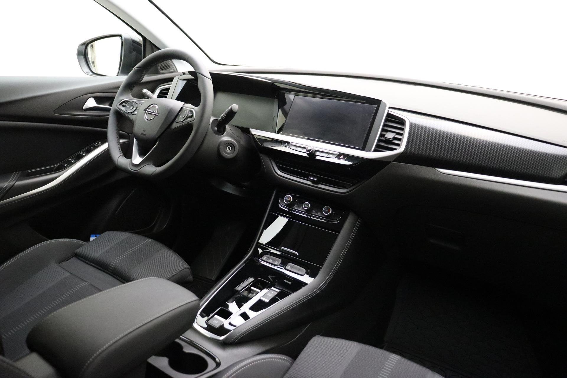 Opel Grandland 1.2 Turbo GS Black Pack | Automaat | Stoel- e, Auto's, 15 km/l, 1199 cc, Leder en Stof, Wit