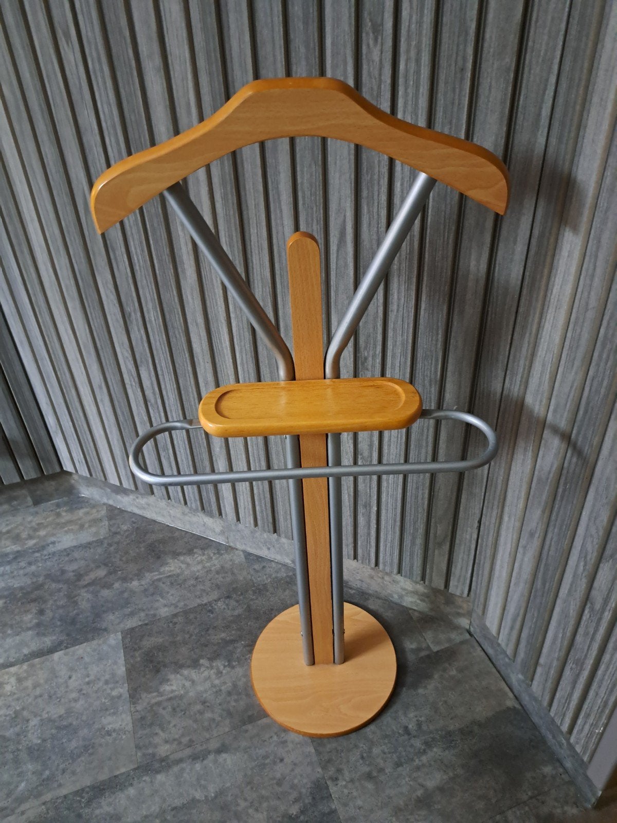 Kledingstandaard / Dressboy van hout en metaal, Ophalen, Hout, Zo goed als nieuw, Modern