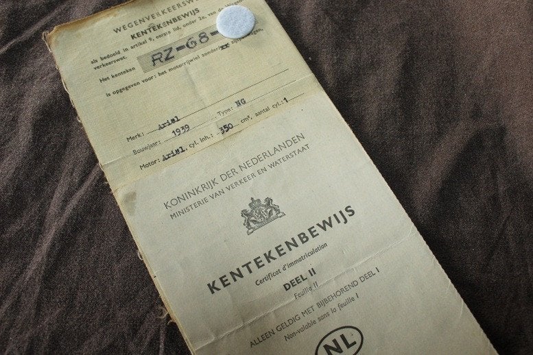 oud linnen kenteken Ariel 350cc NG 1939, Ophalen of Verzenden, Overige merken
