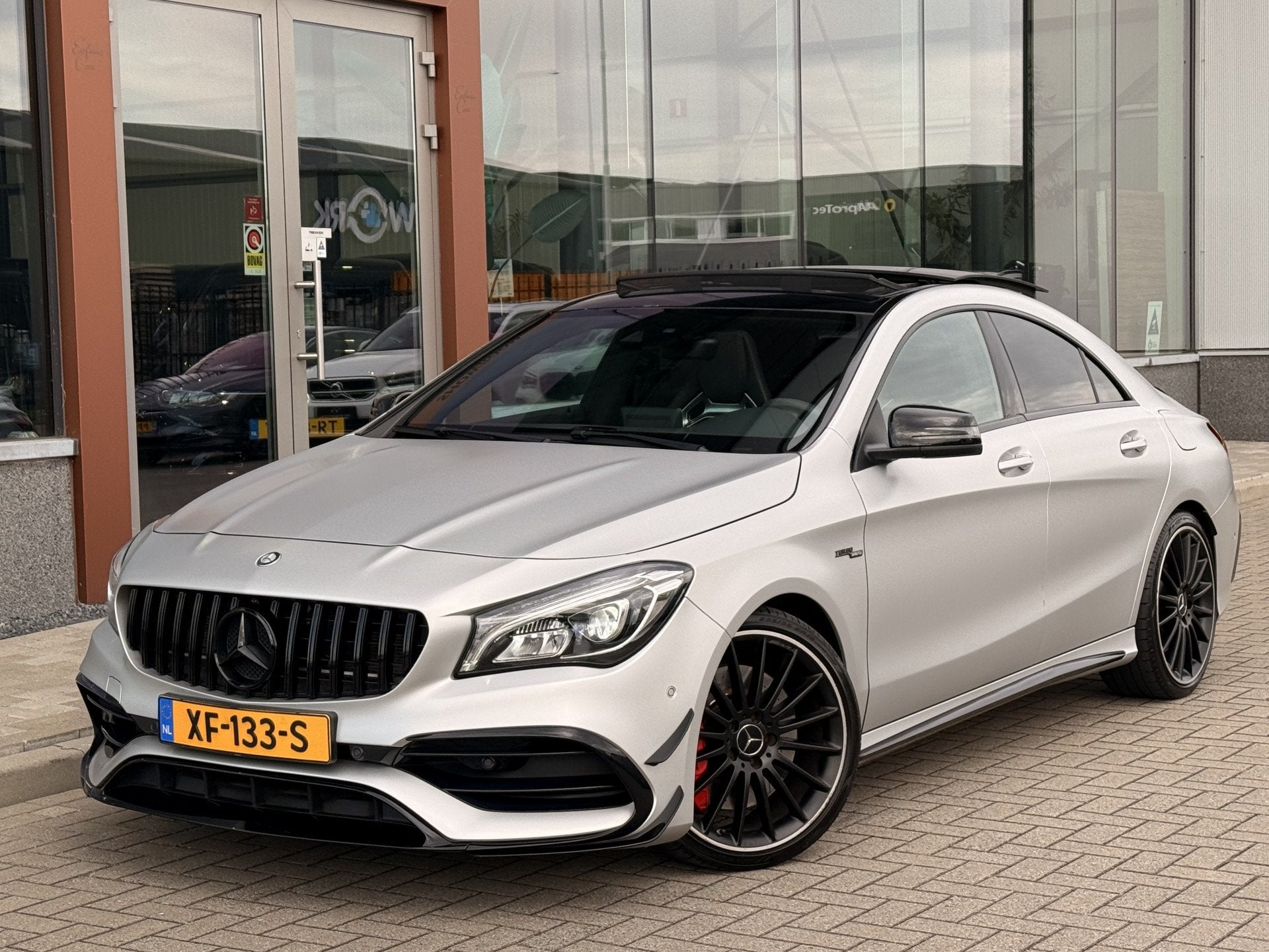 Mercedes-Benz CLA-Klasse AMG 45 4MATIC MATGRIJS | Leder | Pa, Automaat, CLA, Gebruikt, 4 cilinders