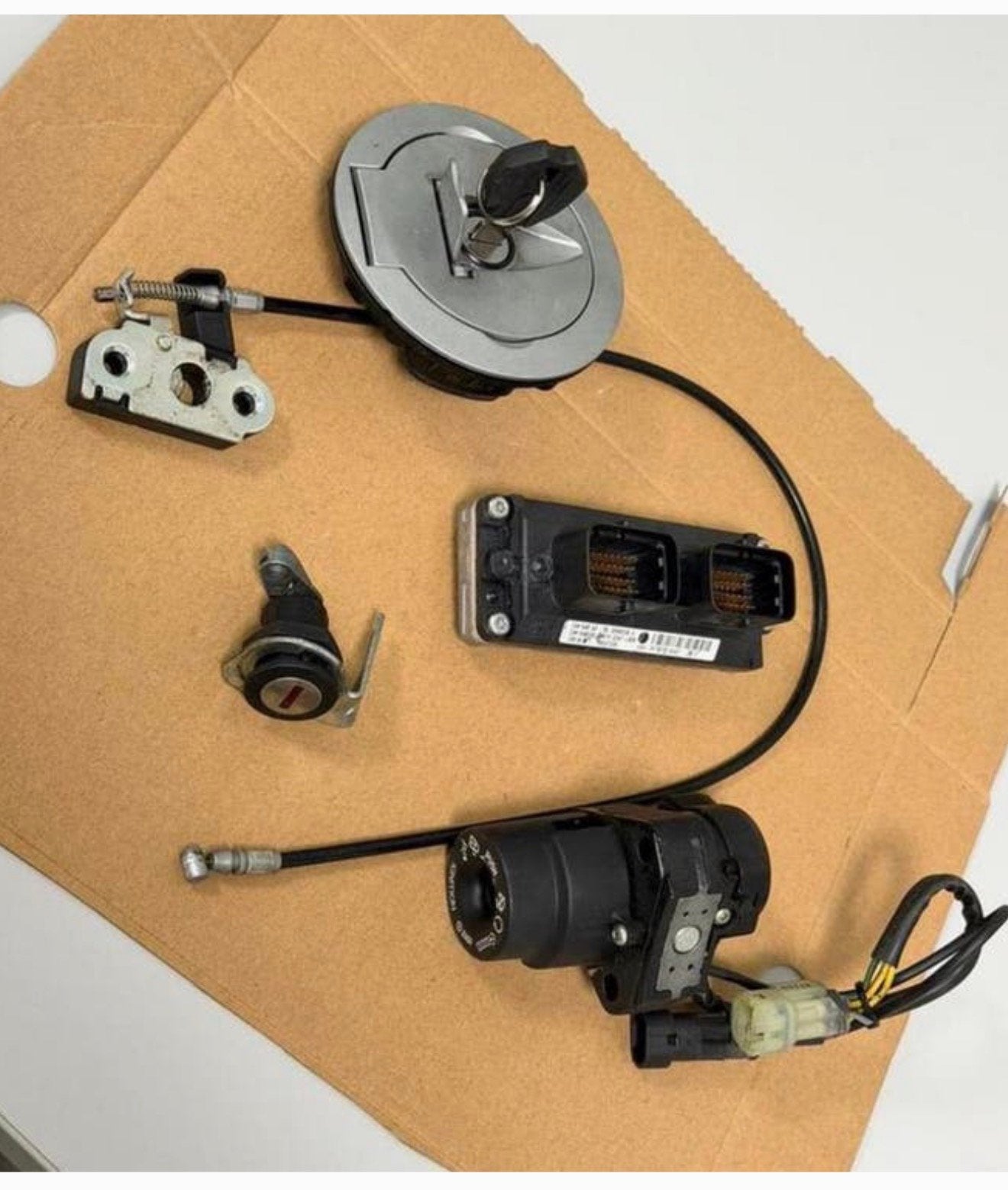 Ducati 848 Streetfighter Lockset + ECU (2011–2016) 65240211A, Gebruikt, Ophalen of Verzenden, H, H