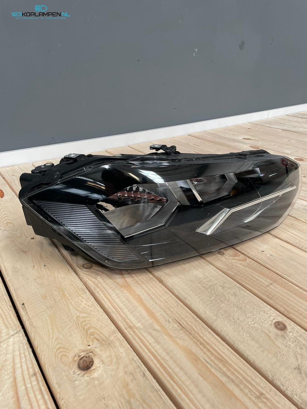 Volkswagen Polo 2G H7 koplamp rechts, Gebruikt, -, -, Ophalen of Verzenden