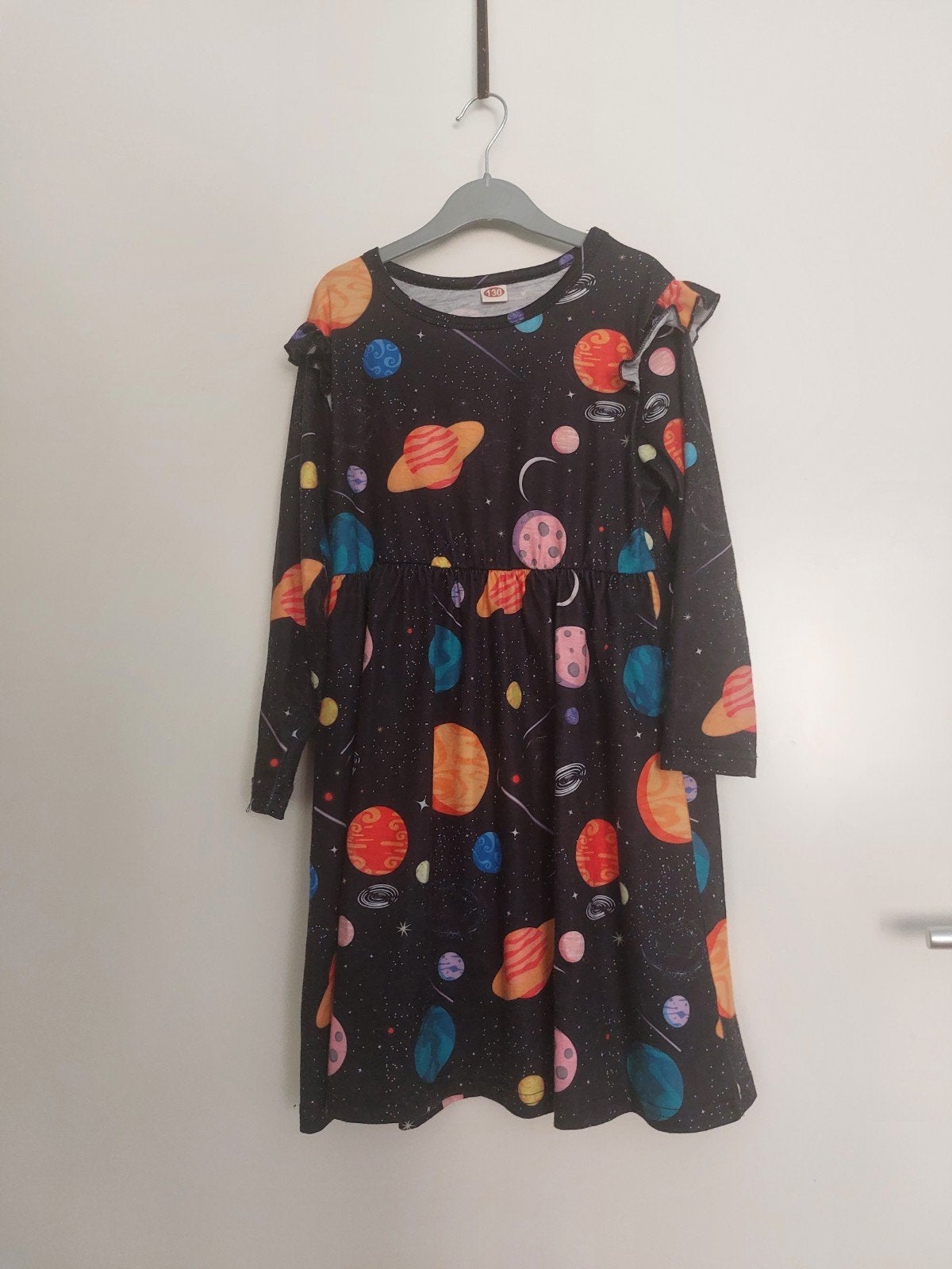 Jurk met lange mouwen in maat 128 z.g.a.n., Kinderen en Baby's, Kinderkleding | Maat 128, Ophalen of Verzenden, Zo goed als nieuw