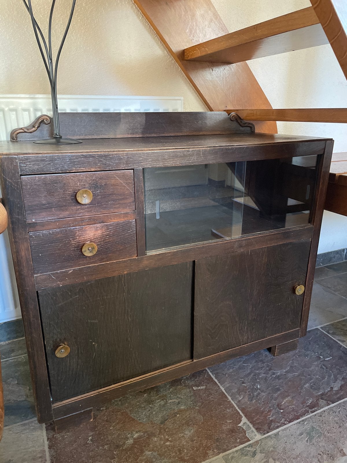 Antiek houten kastje met lades en vitrine, Ophalen of Verzenden
