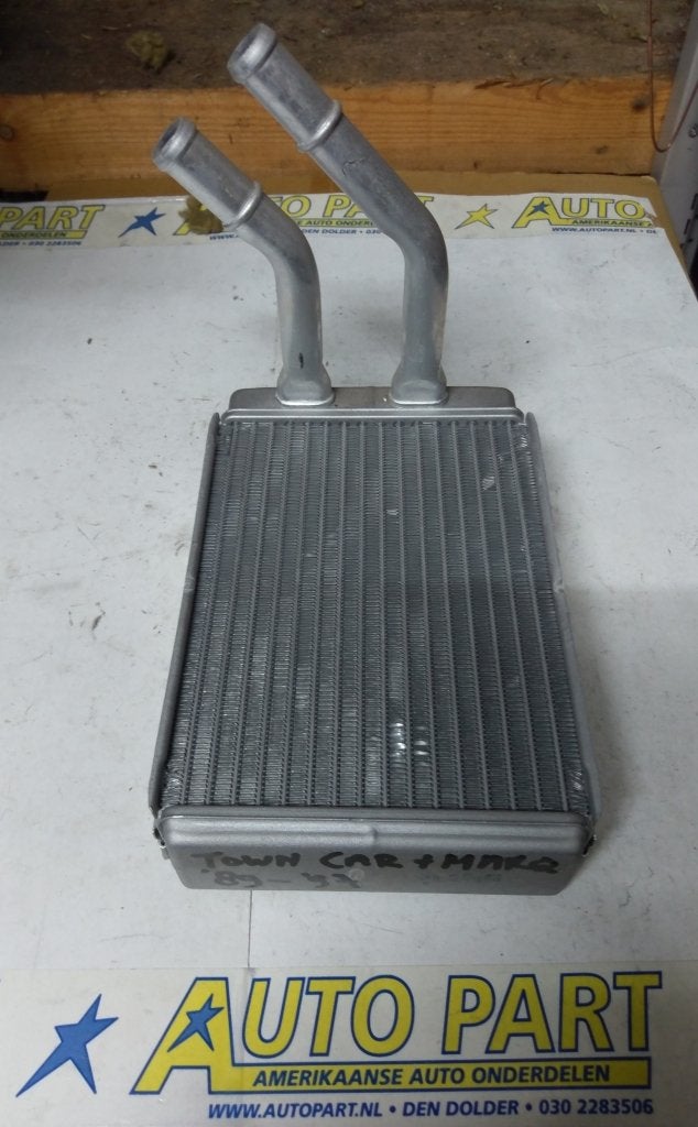 Lincoln Town Car 1990-1997 kachelradiateur, Info@kwparts.com, Verzenden, Nieuw, Haukadalsgatan 5 SE-164 40, Kista