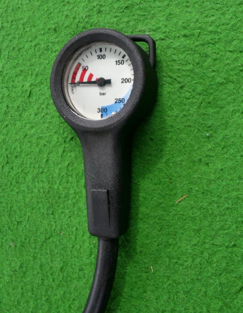 Manometer voor duikset - 300 Bar, Watersport en Boten, Ophalen of Verzenden, Gebruikt, Overige typen