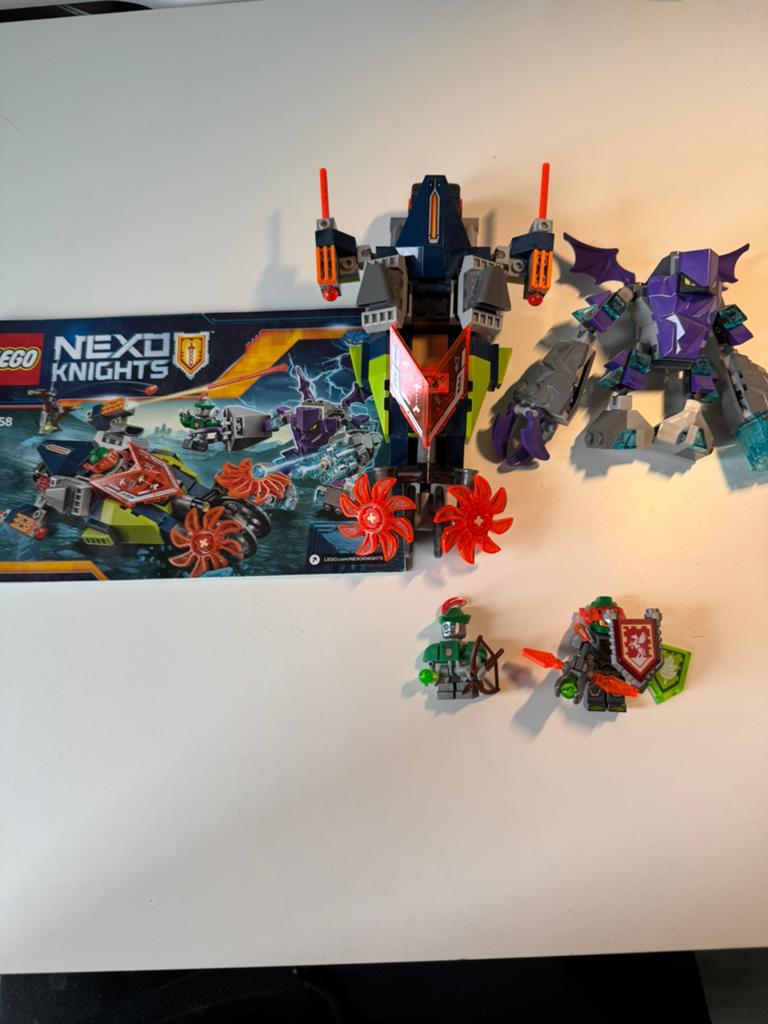 Lego Nexo knights 70358, Overige thema's, Lego, Ophalen of Verzenden, Zo goed als nieuw