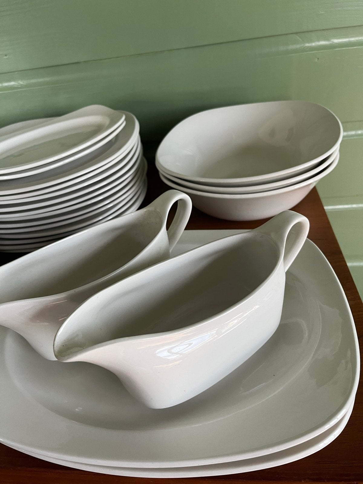 Johnson Brothers Servies - Tijdloos Wit, Ophalen, Zo goed als nieuw, Keramiek, Overige typen