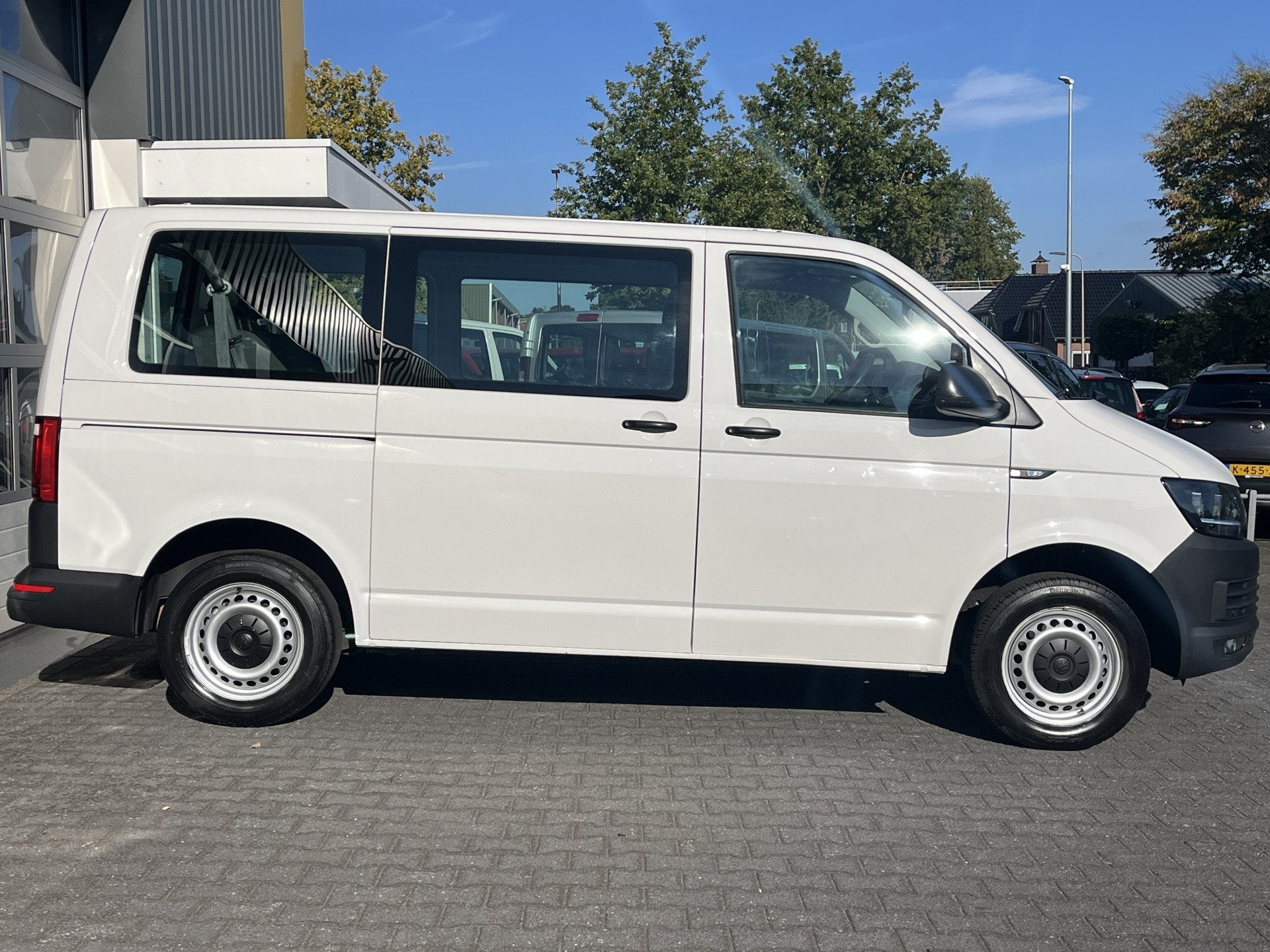Volkswagen Transporter Kombi 2.0 TDI DSG Automaat L1H1 Airco, Stof, Gebruikt, 150 pk, 255 €/maand