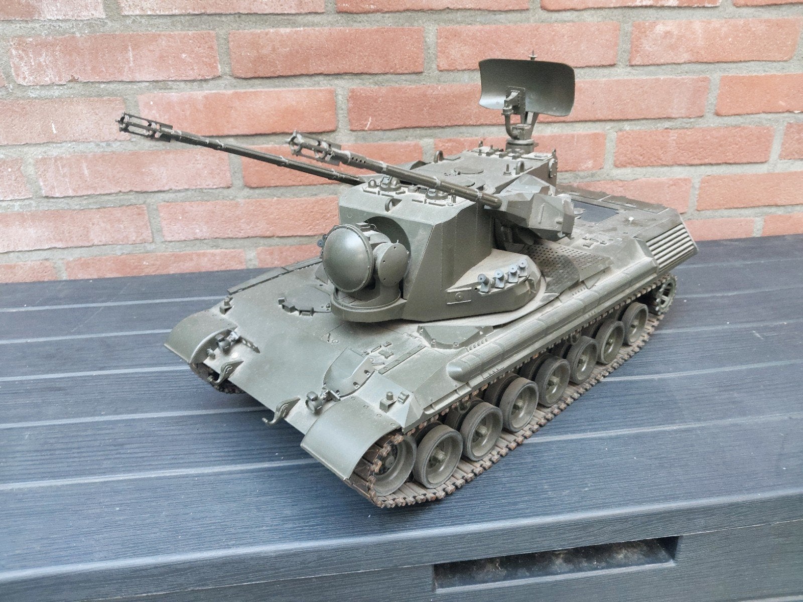 Tamiya tank gepard, Ophalen, Onderdeel