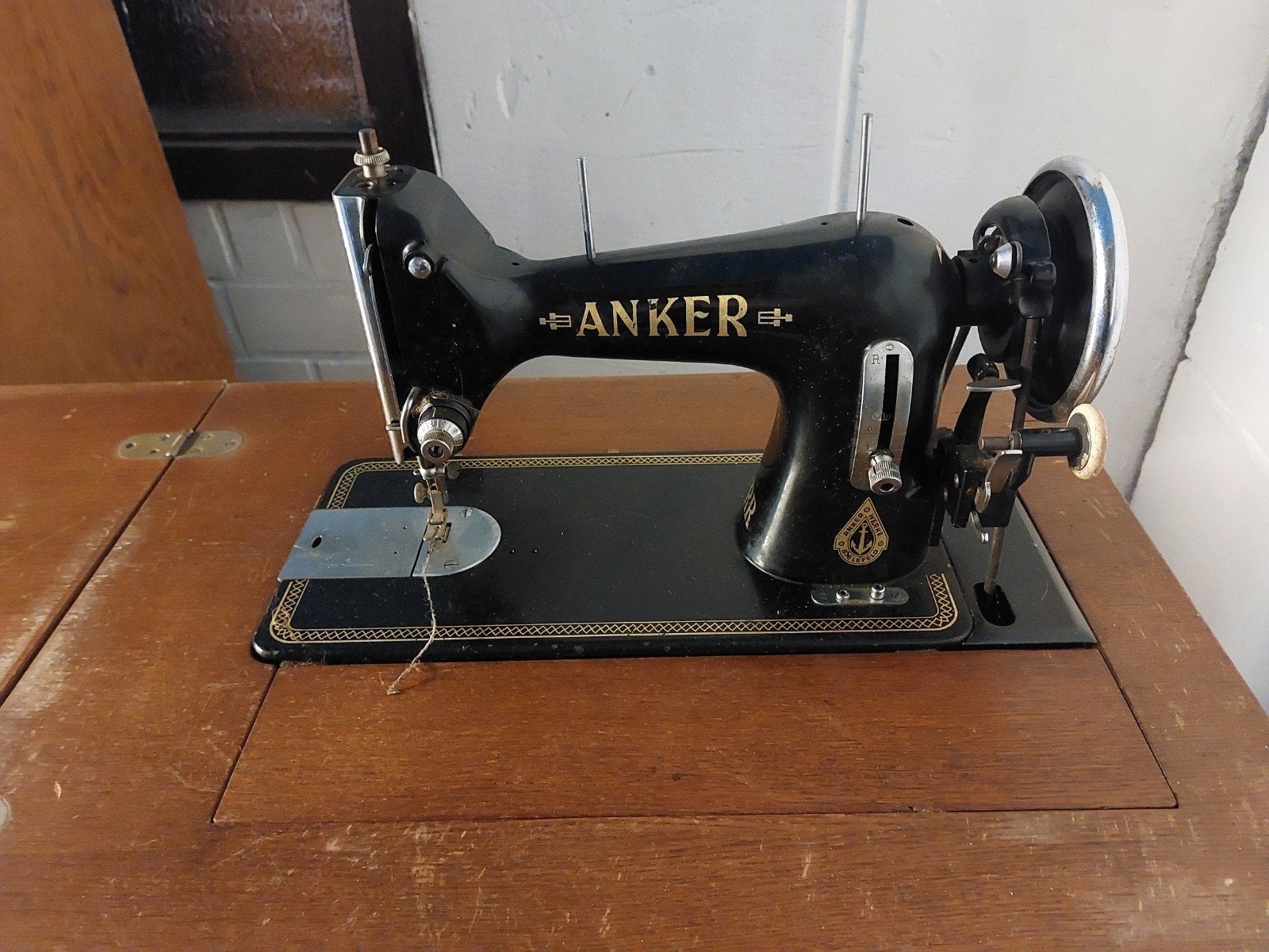 Vintage Anker naaimachine in houten kast, Ophalen of Verzenden