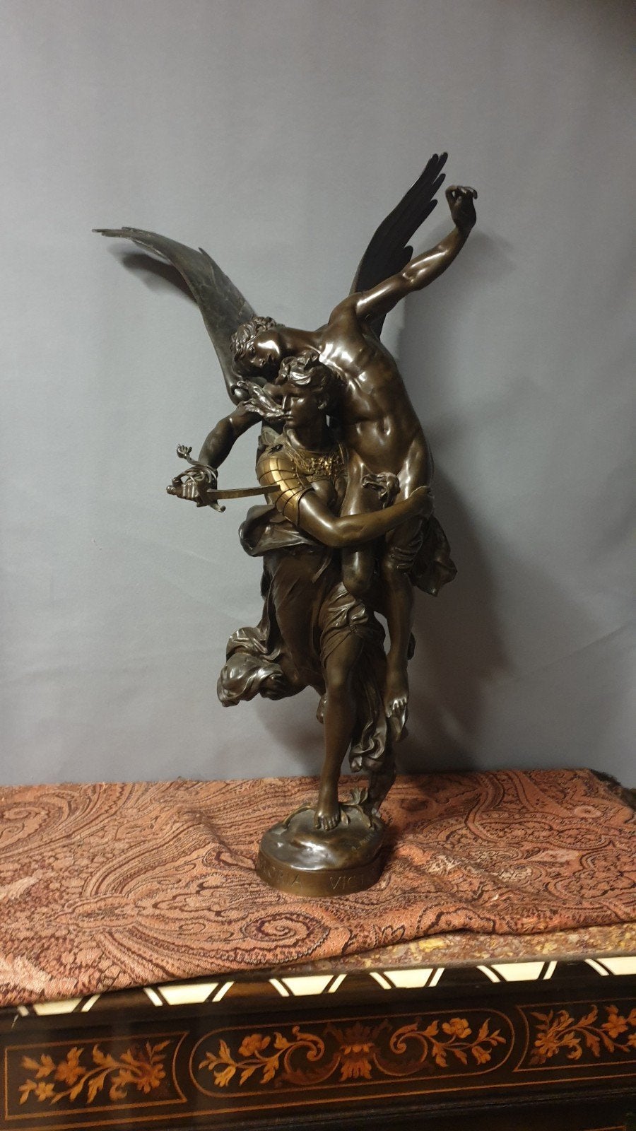 gezocht antieke bronzen of marmeren beelden en inboedels, Ophalen