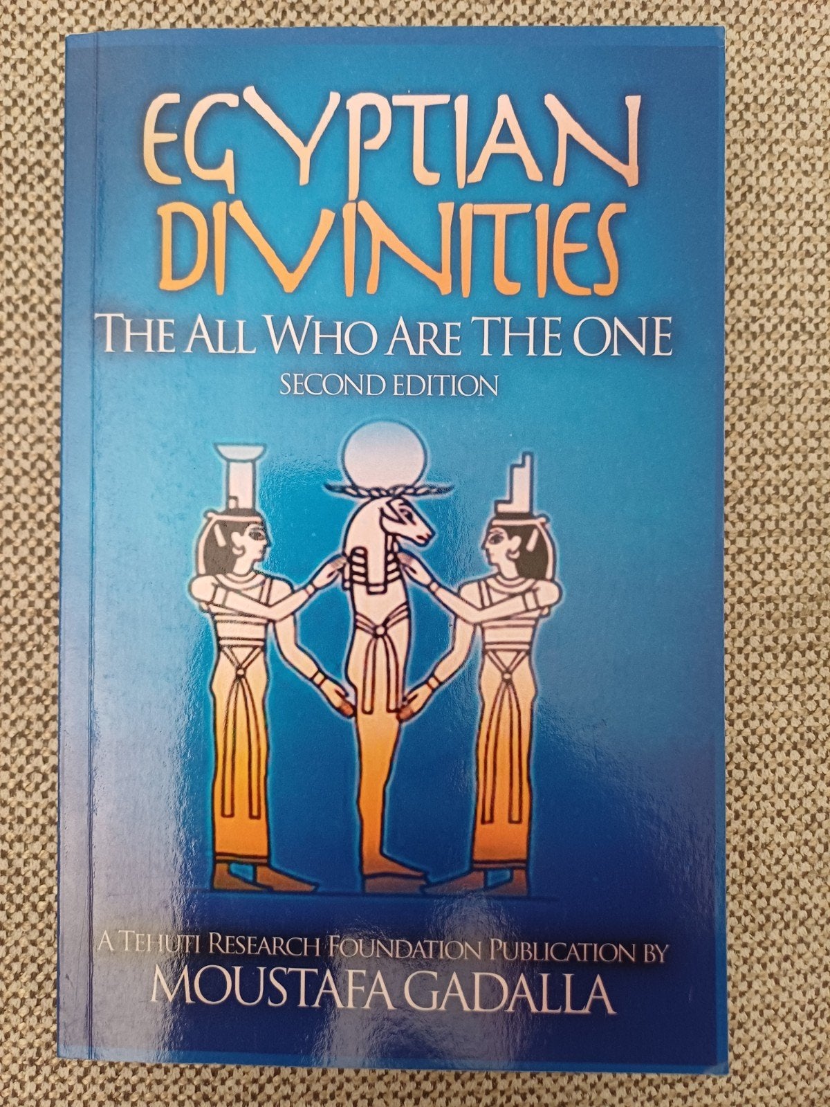 Moustafa Gadalla - Egyptian Divinities, Ophalen of Verzenden, Zo goed als nieuw, Moustafa Gadalla