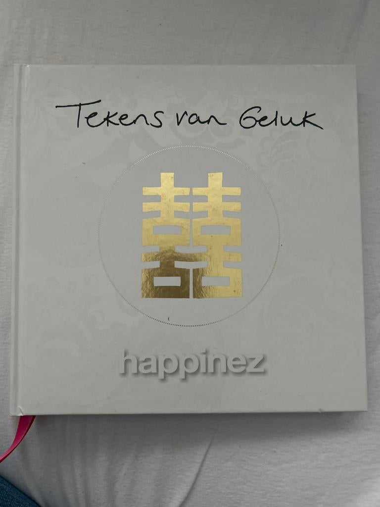 Tekens van Geluk - Happinez Boek, Boeken, Ophalen of Verzenden, Zo goed als nieuw