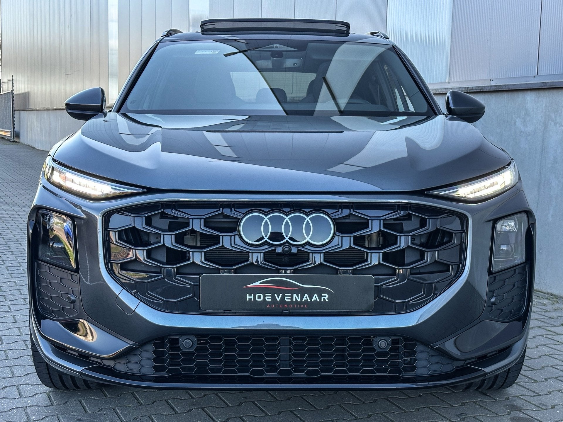 Audi Q3 35tfsi 150Pk S-line Pano Led 21Inch Competition Benz, Auto's, Audi, Automaat, Zwart, Bedrijf, BTW verrekenbaar