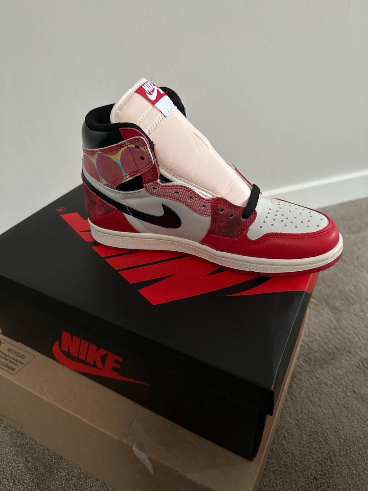 Nike Air Jordan 1 Retro High OG Spiderman maat 38, Kleding | Dames, Schoenen, Ophalen, Nieuw, Rood, Sneakers of Gympen