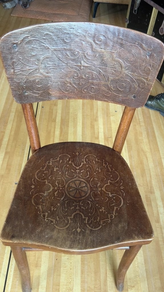 klassieke Thonet stoel bedrukte zitting en rugleuning, Huis en Inrichting, Ophalen, Bruin, Klassiek, Zo goed als nieuw