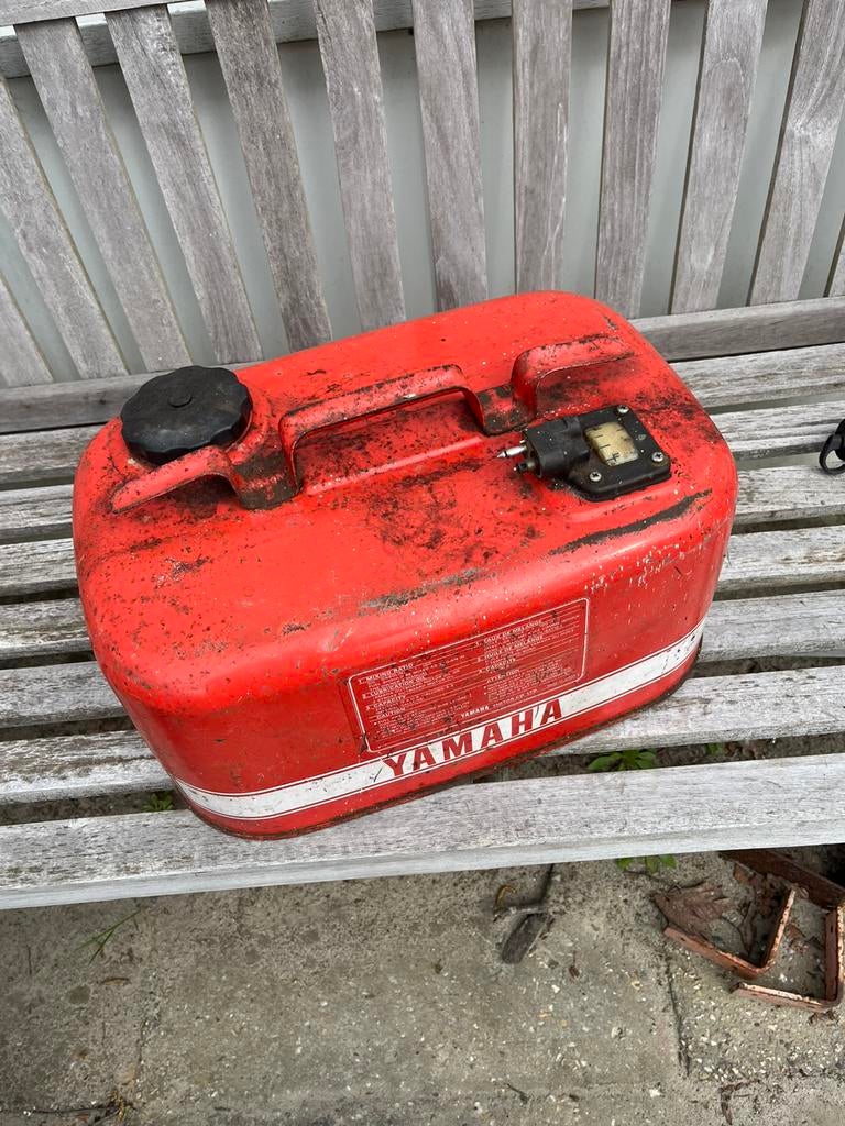 Benzine tank buiten boord motor 23 liter, Watersport en Boten, Ophalen of Verzenden, Zo goed als nieuw, Motor en Techniek, Motorboot