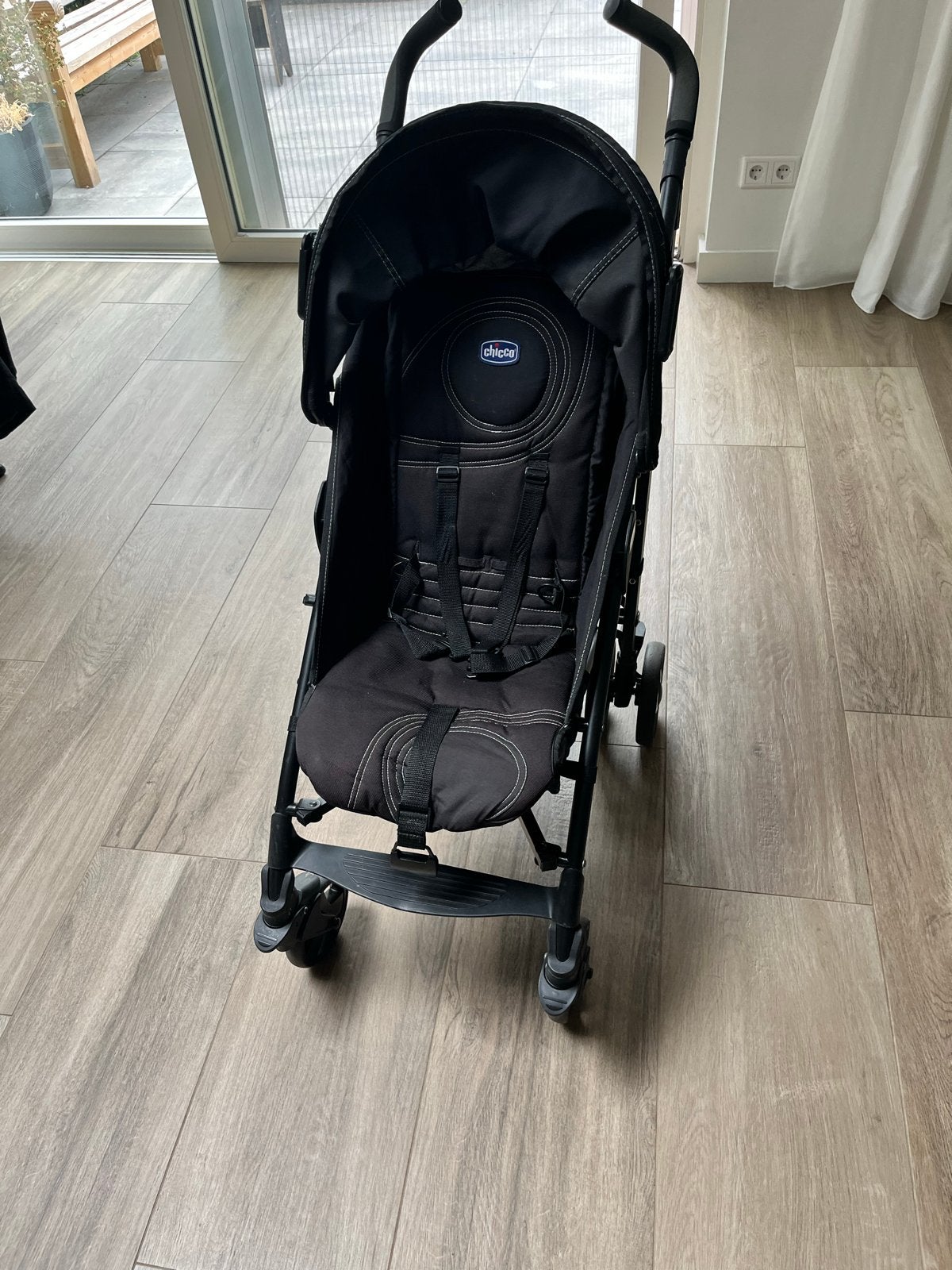 Chicco Lite Way buggy - Zwart, Kinderen en Baby's, Buggy's, Ophalen, Zo goed als nieuw, Overige merken, Verstelbare rugleuning