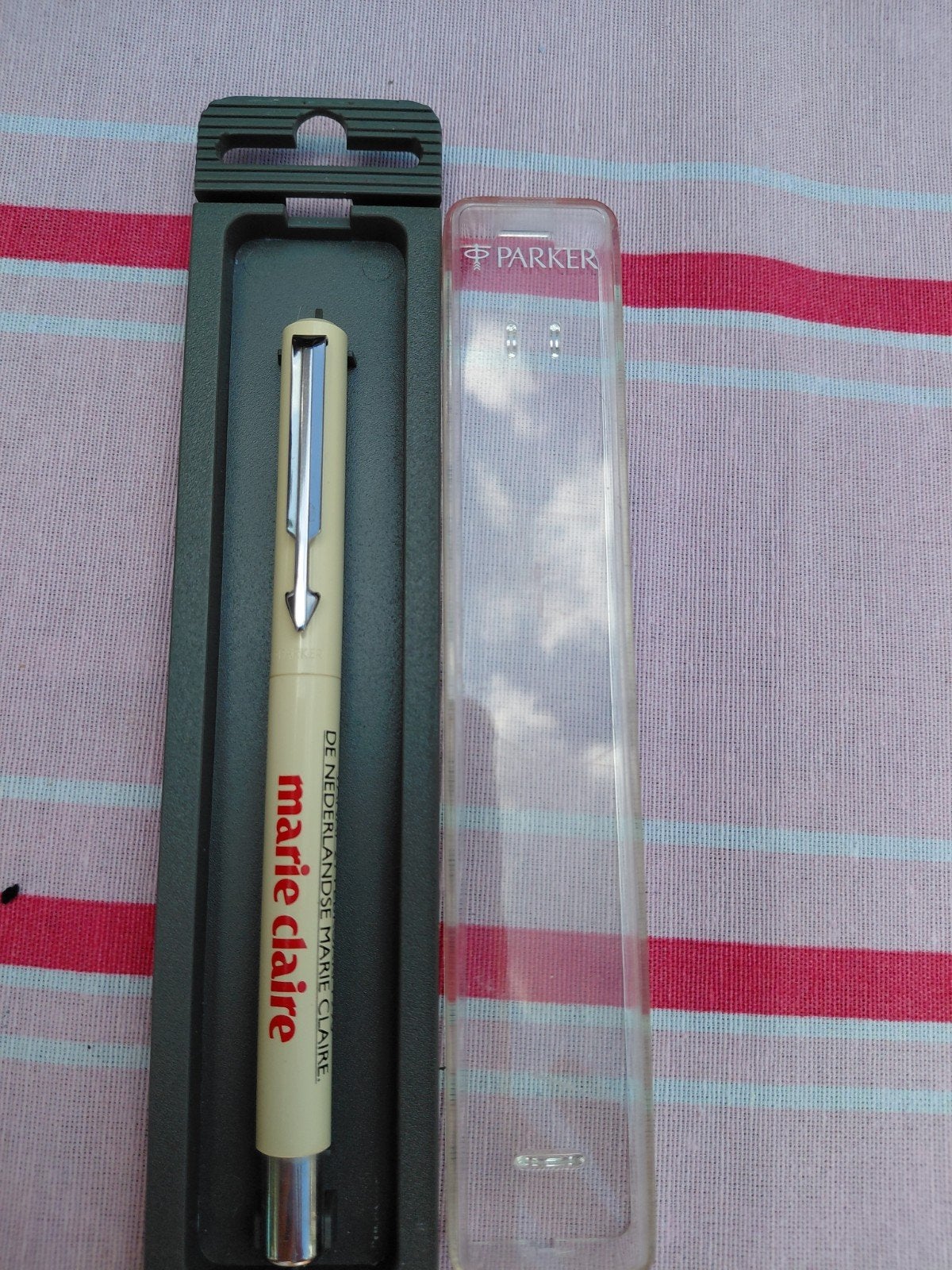 Vintage Parker Balpen - Marie Claire Promotiepen, Gebruikt, Ophalen of Verzenden, Met reclame, Parker