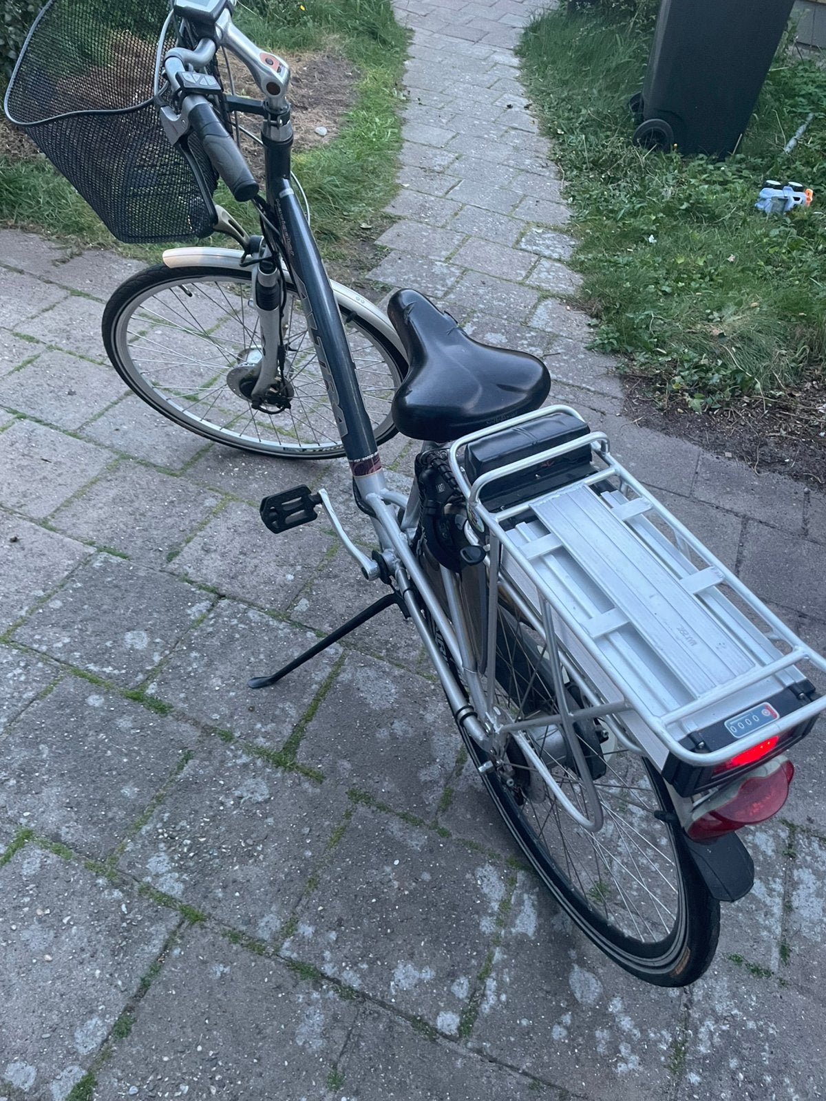Altra E-Bike damesfiets Met defect., Ophalen, Zo goed als nieuw, Overige merken