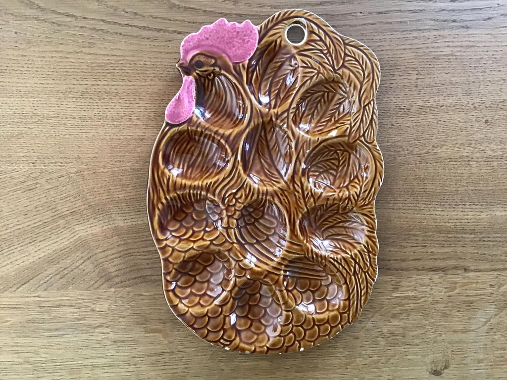 Retro eierschaal. Bruin, kip. Schaal voor 12 eieren., Ophalen of Verzenden