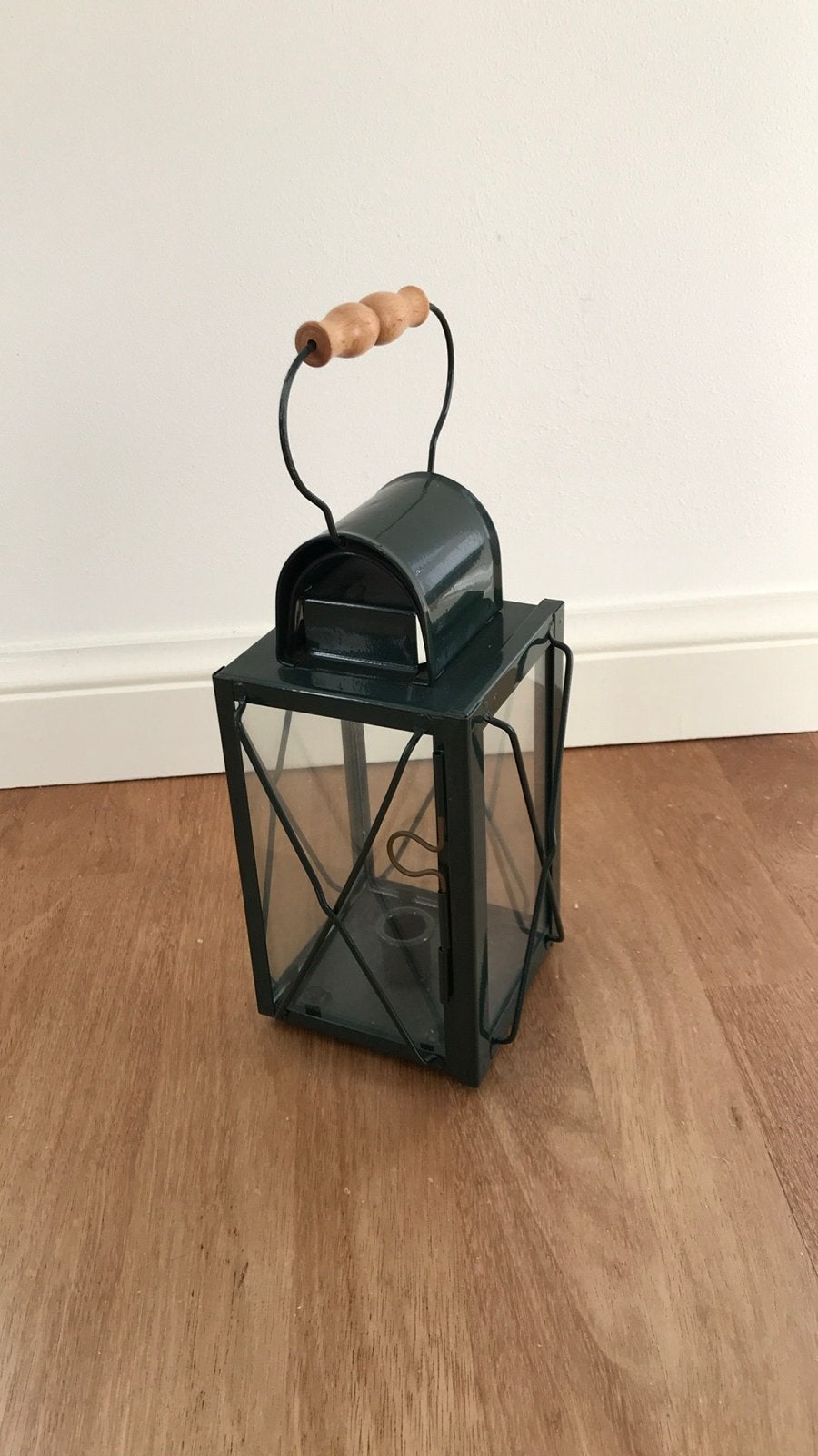 Donkergroene lantaarn met houten handvat, Lantaarn, Overige merken, Nieuw, Ophalen of Verzenden