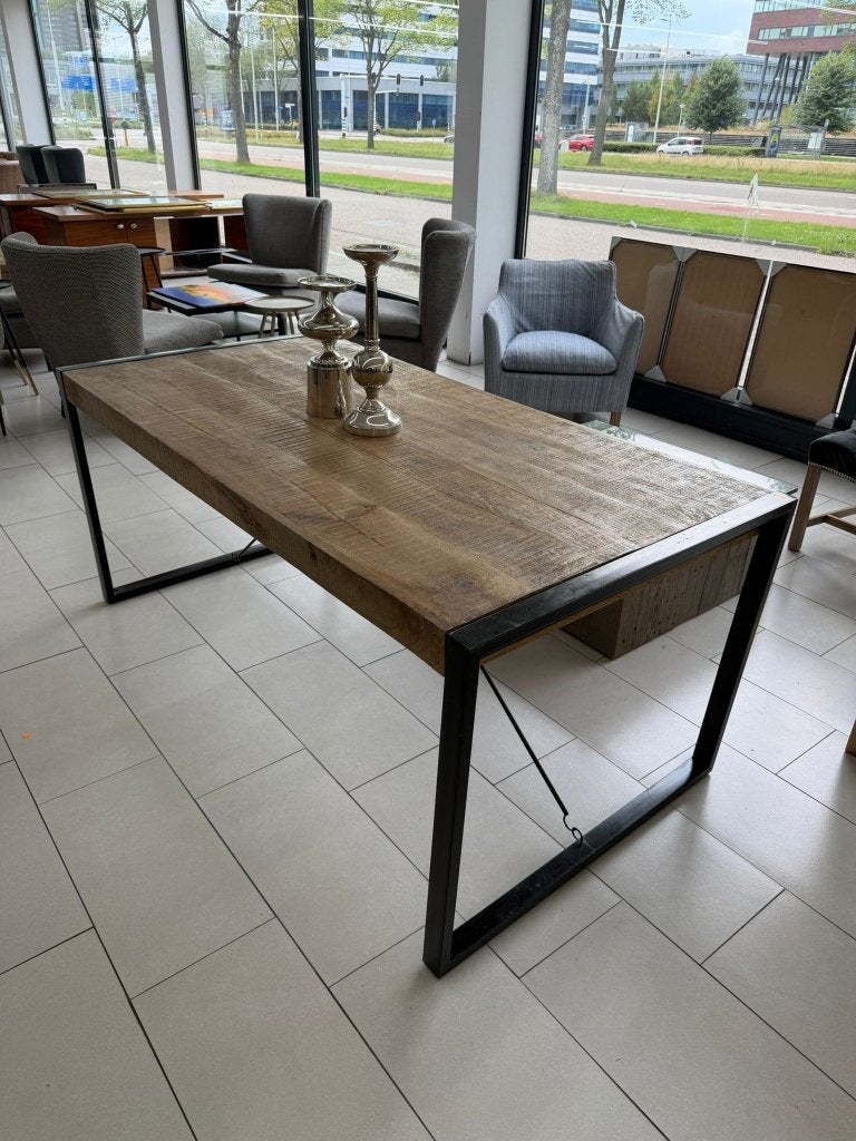 Stoere Industriële Mangohouten Eettafel 'Britt', Ophalen, Nieuw, 4 tot 6 stoelen